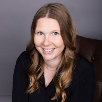 headshot of Leah Martinoski, Registered Provisional Psychologist at Onward Wellness Red Deer